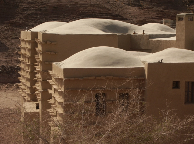 “场地即建筑师，场地即物质性”，约旦建筑师阿马尔·哈马什 Ammar Khammash - 主图