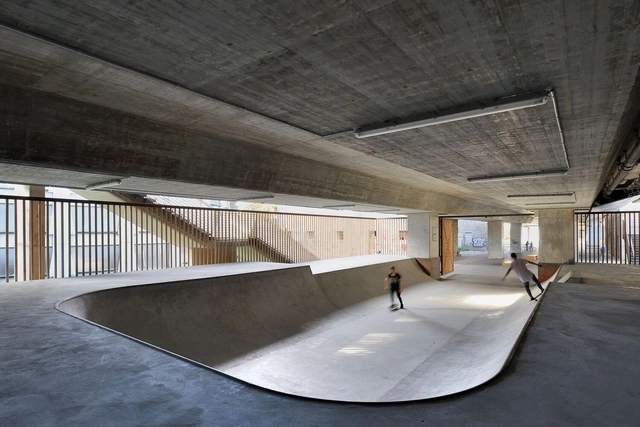 Skatepark Under Fabiani Bridge / Scapelab - Interior Photography, Skatepark