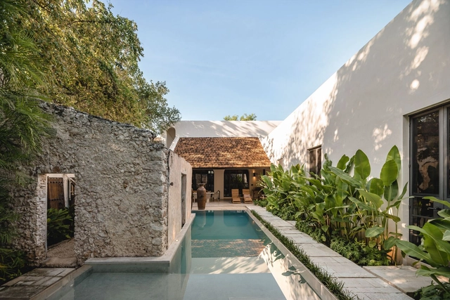 Improved House / Oriundo Taller - Exterior Photography, Houses, Garden, Facade