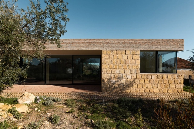 Casa Vale Flores / PAr Plataforma de ARquitectura - Fotografía exterior, Casas, Fachada, Puerta