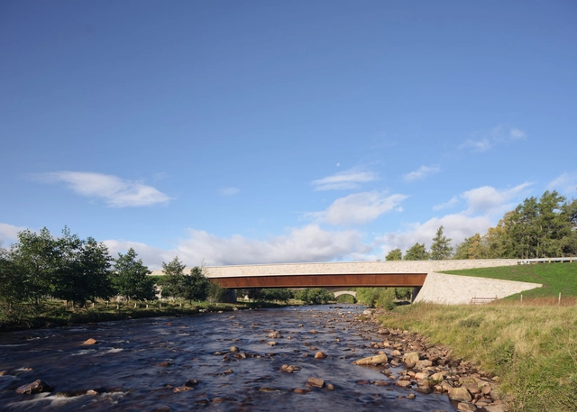  Gairnshiel Jubilee Bridge / Moxon Architects - Exterior Photography, Vehicular Bridge, Forest, Coast