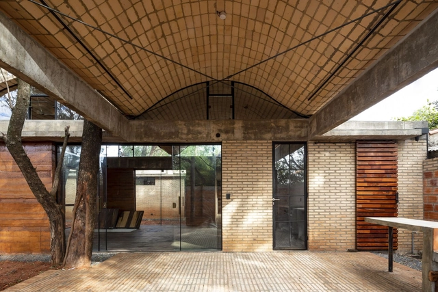 Casa Tatakua / Rcubo - Fotografía interior, Casas, Fijación Vigas, Fachada, Arco, Pilares