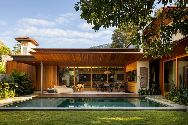 Residência CCL / Pitta Arquitetura - Fotografia de Exterior, Casas, Jardim, Fachada, Porta, Cadeira