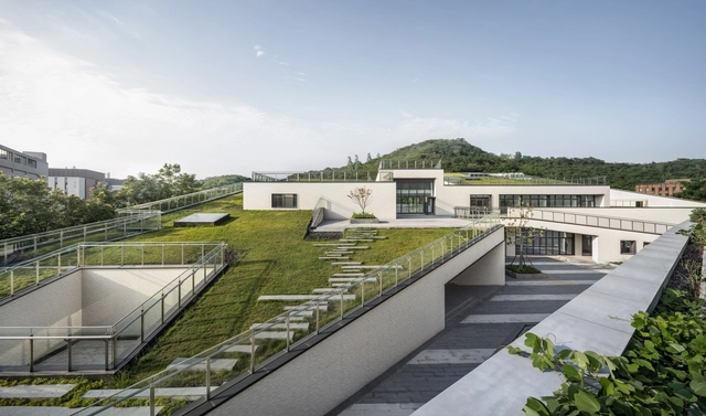 南京大学仙林校区众创空间二期 / 南大建筑钟华颖工作室 - 建筑图, 大学, 花园, 表皮