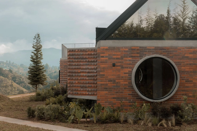 Casa Morroplancho / Capa Arquitectura - Fotografía exterior, Casas, Fachada, Arco