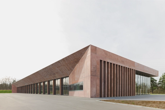 Estación de Bomberos de Germersheim | Service Facility North / Steimle Architekten - Fotografía exterior, Estación De Bomberos, Fachada