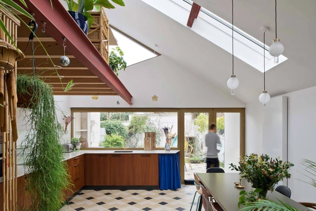 Como aproveitar o pé-direito duplo na arquitetura residencial? Veja diferentes exemplos - Imagem de Destaque