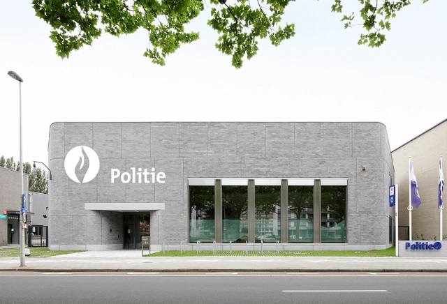 District Office Police / Bovenbouw - Drawings, Office Buildings, Door, Facade