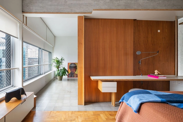 Apartamento no Paulicéia / Vereda Arquitetos - Fotografia de Interiores, Renovação, Dormitório, Fachada, Porta, Mesa, Cadeira