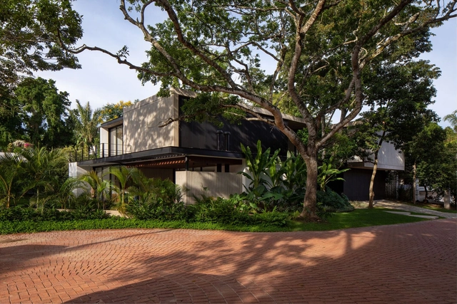 Casa Floresta / DB Estudio de Arquitectura - Fotografía exterior, Casas, Fachada