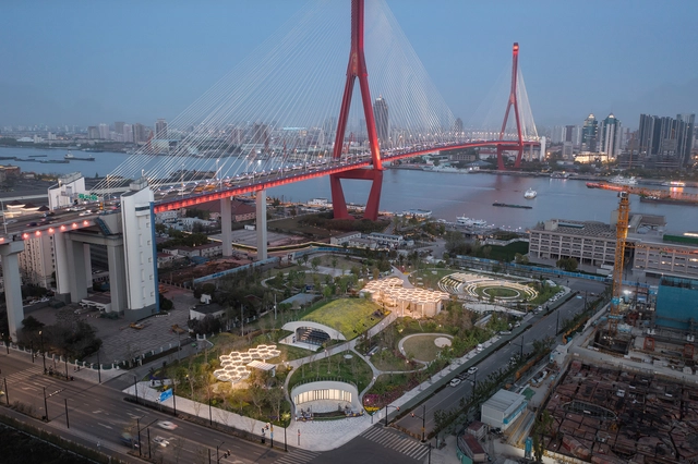 Yangpu Bridge Public Space and Integrated Environment Project (Phase I) / TJAD Atelier L+ - Exterior Photography, Park, Cityscape