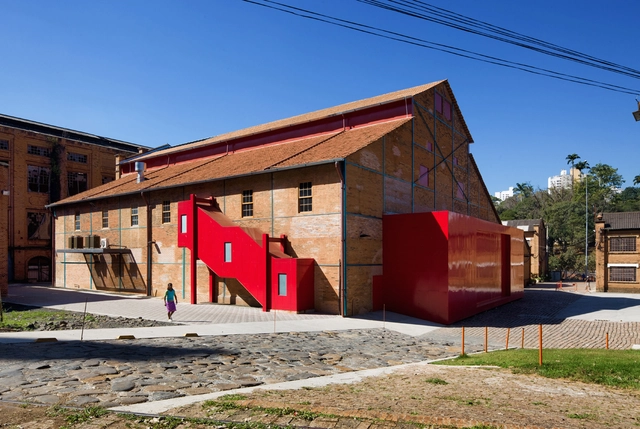 Construindo sobre o construído: reuso adaptativo da arquitetura industrial no Brasil - Imagem de Destaque