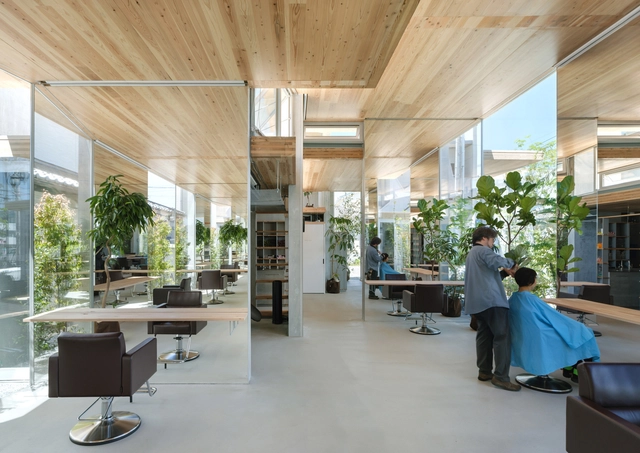 发型屋 TOARU / Ateliers Takahito Sekiguchi - 室内图, 疗养建筑室内设计, 表皮, 桌子, 椅子
