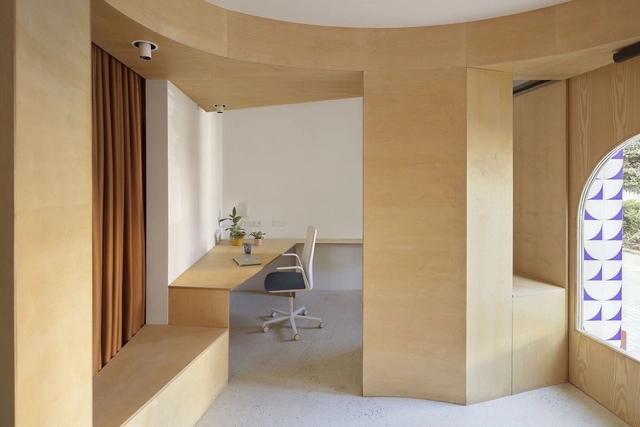Torrefiel-Orriols Neighborhood Equality Unit / 7a+i - Interior Photography, Community , Table