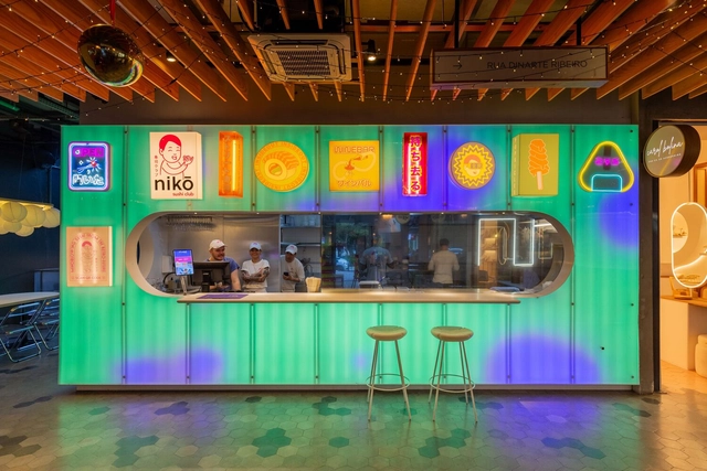 Restaurante Niko / URBANODE arquitetura - Fotografia de Interiores, Restaurantes E Bares, Viga, Iluminação, Cadeira