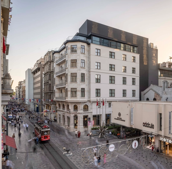 İşbank Painting Sculpture Museum / TEGET - Exterior Photography, Restoration, Facade