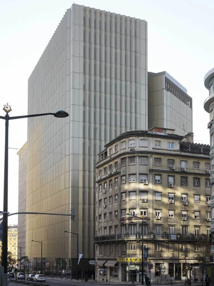 "¿Cómo se piensa en la ciudad a partir del diseño de un edificio?": Entrevista con Patrícia Barbas - Imagen Principal
