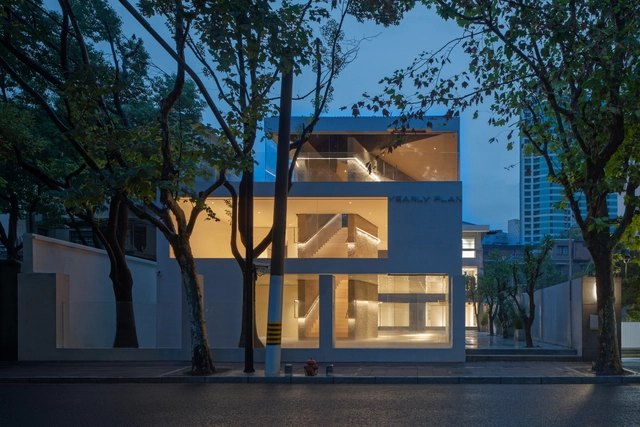 YEARLY PLAN Shanghai Gallery / dongqi Design - Exterior Photography, Retail , Facade