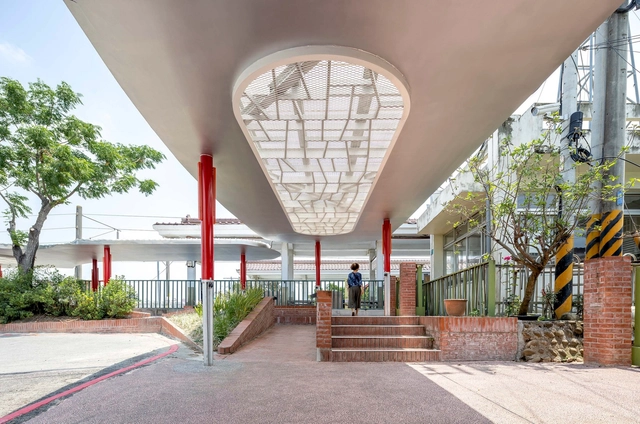 Pabellón Pointe / J.R Architects - Fotografía interior, Edificios Públicos, Jardín, Fachada, Escaleras