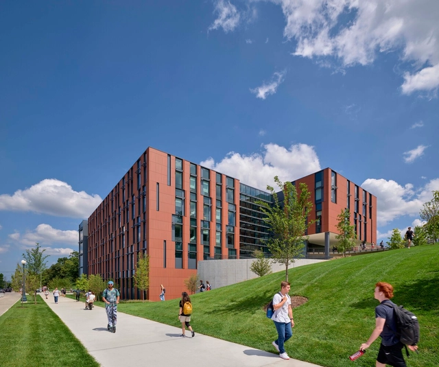 Clifton Court Hall, College of Arts & Sciences University of Cincinnati / LMN Architects - Exterior Photography, University, Facade