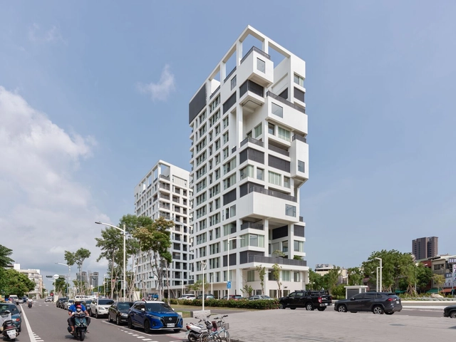 Kaohsiung Social Housing / Mecanoo - Exterior Photography, Apartments, Facade