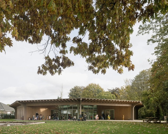 Nursery School Aartselaar / WE-S architecten - Exterior Photography, University, Garden, Facade