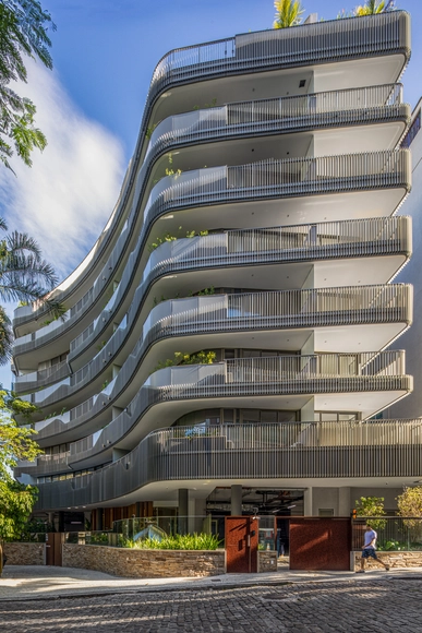 Brisa Apartments / Sergio Conde Caldas Arquitetura - Exterior Photography, Apartments, Facade