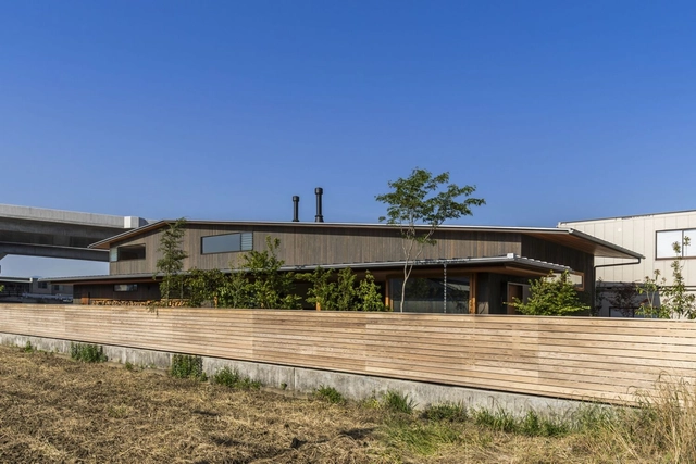 Escritório em Minamiyoshida / Taichi Nishishita Architect & Associates - Fotografia de Exterior, Arquitetura De Escritórios, Fachada