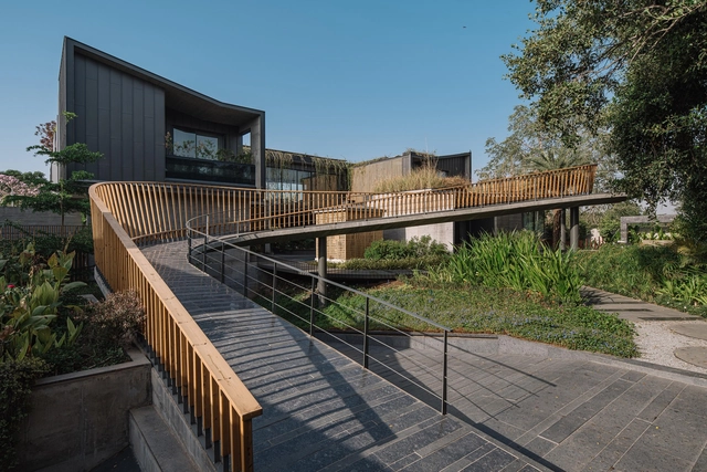 Casa Link / Openideas Architects - Fotografia de Exterior, Casas, Jardim, Fachada, Corrimão