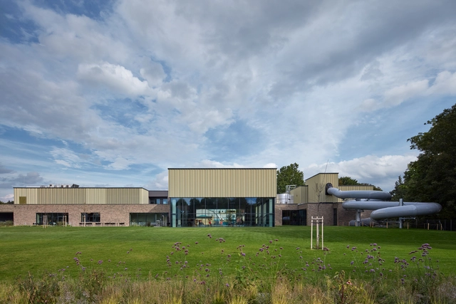 Aquapark Sport and Relaxation Center Kyjov / SENAA architekti - Exterior Photography, Swimming Pool, Facade