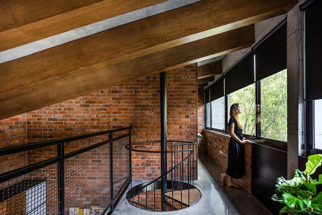 Casa La Noria II / Garza Camisay arquitectos - Fotografia de Interiores, Casas, Viga, Fachada, Corrimão, Escada, Cadeira
