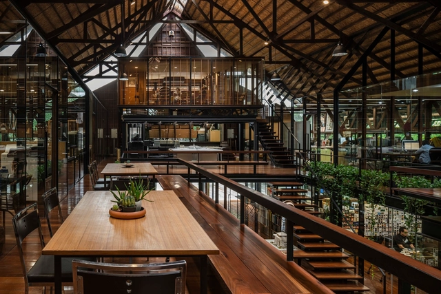 建筑师们社区生活，Rabindhorn 大楼 / Arsomsilp Community and Environmental Architect - 室内图, 办公设施, 梁, 桌子, 椅子