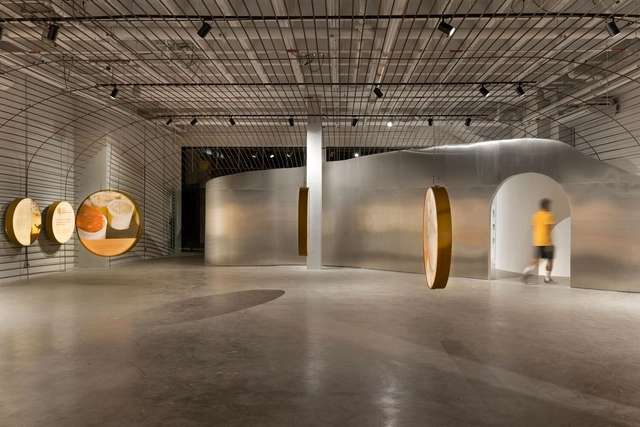 Artisanal Cheese Cultural Center / Life Projects - Interior Photography, Exhibition Center, Column, Arch