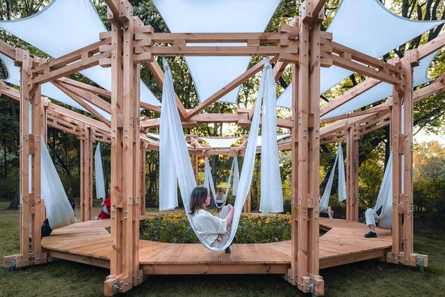 In Warsaw, a Student-Designed Architectural Response to Dark Times - Featured Image