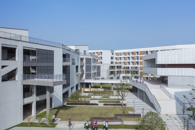 Hangzhou Zhongtai Middle School / LZGC Quantum City Design Firm + Zhejiang Jianyuan Architectural Design and Urban Planning Institute - Exterior Photography, Elementary & Middle School, Facade