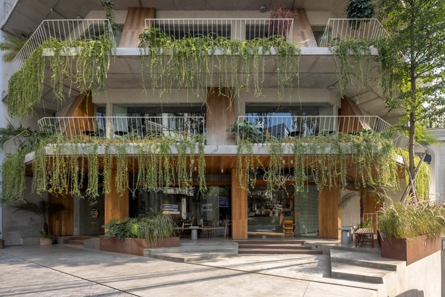 TNV Coffee and Complex Building / Comma Studio - Exterior Photography, Mixed Use Architecture