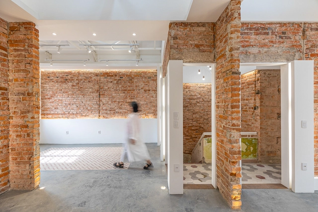 Coworking Casa Pedra / Q_arts Arquitetura - Fotografia de Interiores, Interiores De Coworking, Porta, Viga
