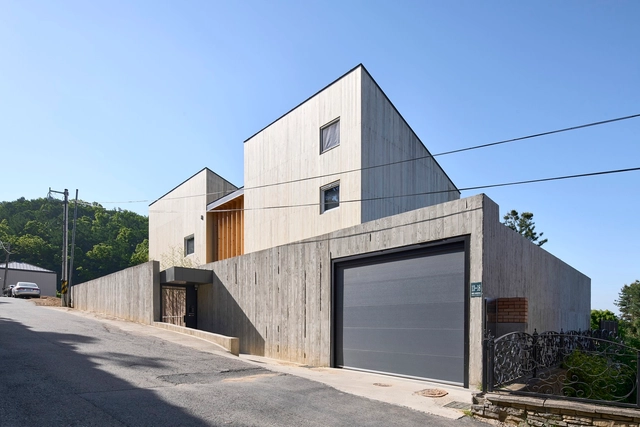 Dong Baek Wooden House / mlnp architects - Exterior Photography, Houses, Facade