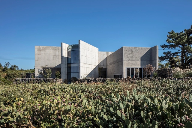 Jeju Wollyeong CAVE Villa / JYA-RCHITECTS - Exterior Photography, Lodging, Facade
