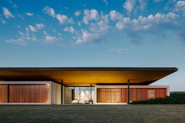 Boa Vista VIII Residence / Arquitetura Gui Mattos - Exterior Photography, Houses, Facade, Door
