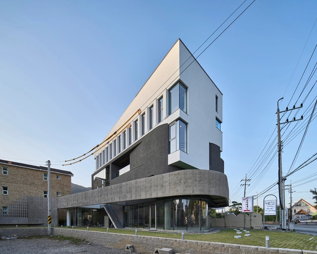 Giyeon-ga Mixed-Use Building / Todot Architects and Partners - Exterior Photography, Offices, Facade