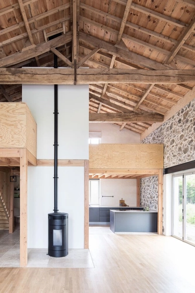 Chanteloup / faire - Fotografia de Interiores, Renovação, Cozinha, Viga, Fachada