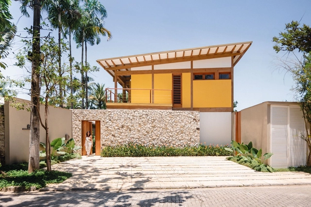 Casa em Juquehy / Lucio Fleury Arquitetura - Fotografia de Exterior, Casas, Fachada, Porta