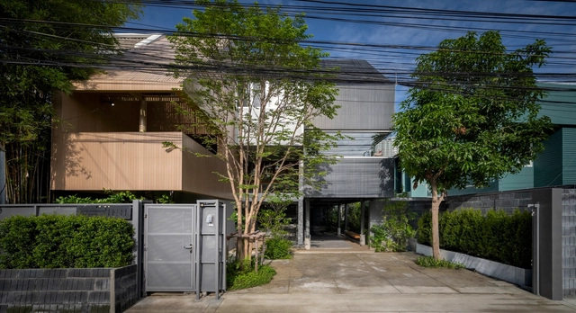 PROUD Office / BodinChapa Architects - Exterior Photography, Renovation, Garden, Facade
