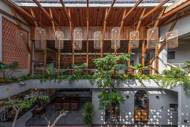 PARDIS Restaurante e Cafe / Country House. Architecture - Fotografia de Exterior, Restaurantes E Bares, Fachada, Viga