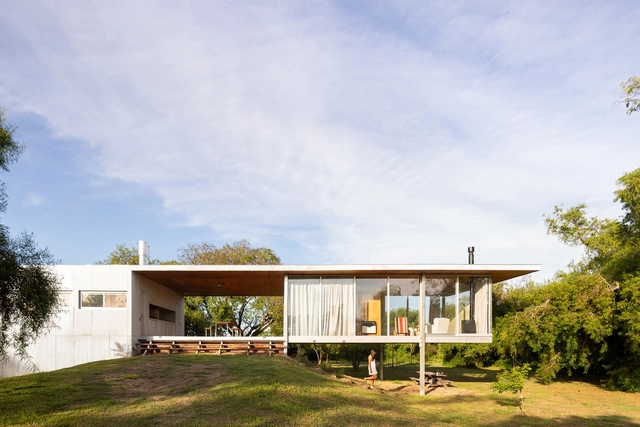 Casa El Abrazo / Mateo Gagliardo - Fotografía exterior, Casas, Jardín, Fachada