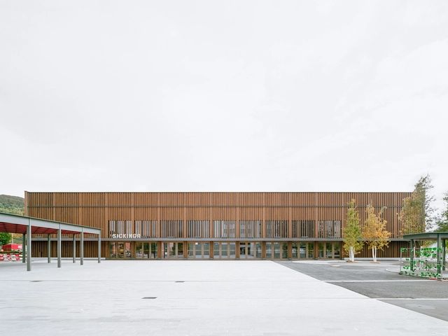 Dorfzentrum Untersiggenthal / NYX ARCHITECTES - Fotografía exterior, Recreación Y Entrenamiento, Fachada
