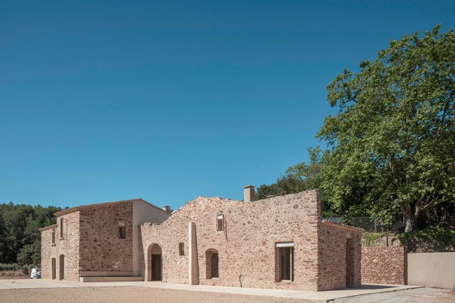 Masia BGS / Enrica Mosciaro - Fotografía exterior, Casas, Fachada, Arco