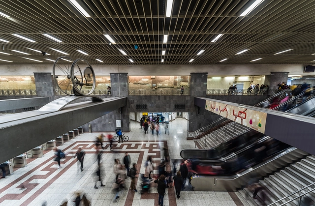 Atenas planeja aumentar sua infraestrutura de metrô em um terço para reduzir o tráfego de automóveis - Imagem de Destaque