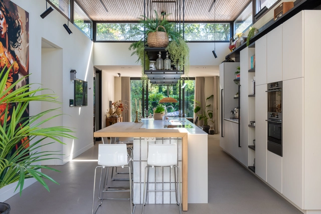 Metamorphosis 70’s bungalow Oss / Bas Termeer Architect - Sustentabilidad